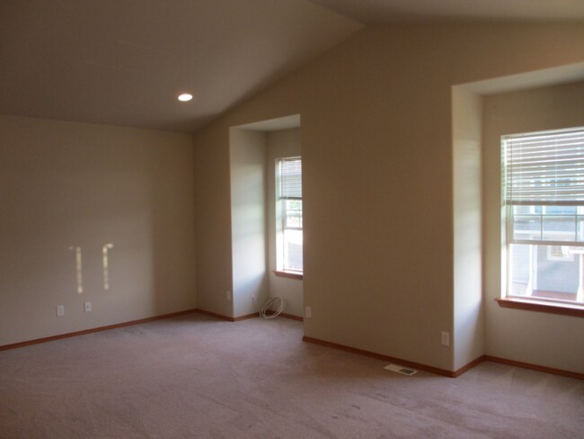 Foto del edificio - 2826 144th Pl SW