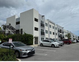 Building Photo - 14752 NE 6th Ave