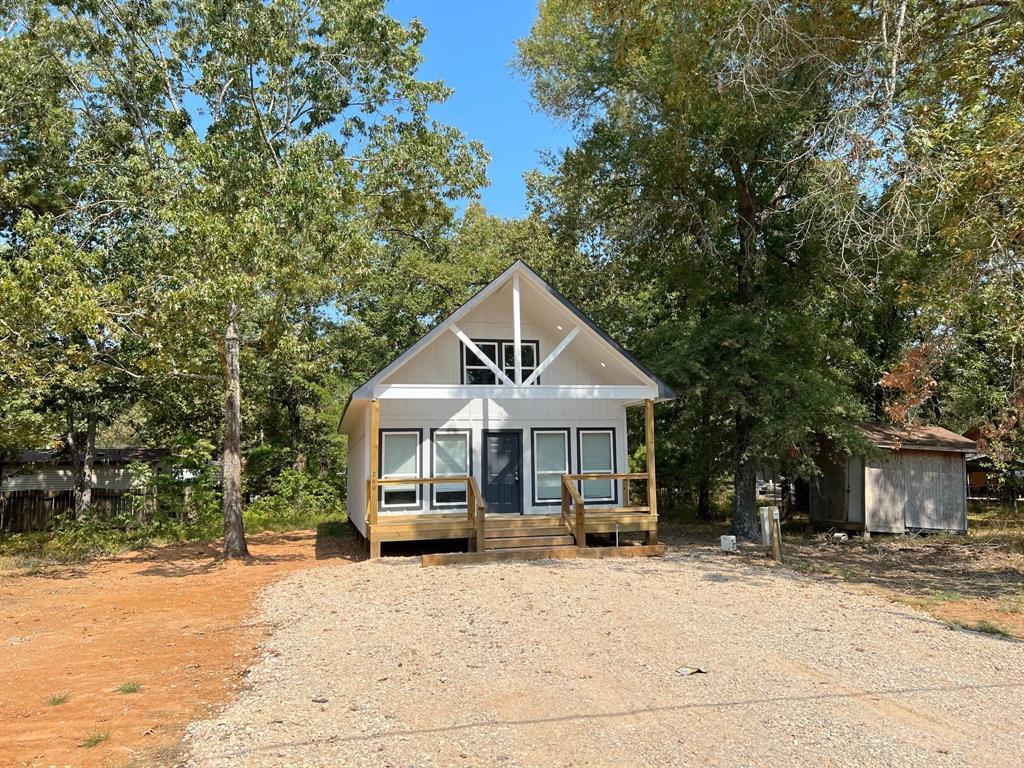 Primary Photo - 220 St Croix Dr