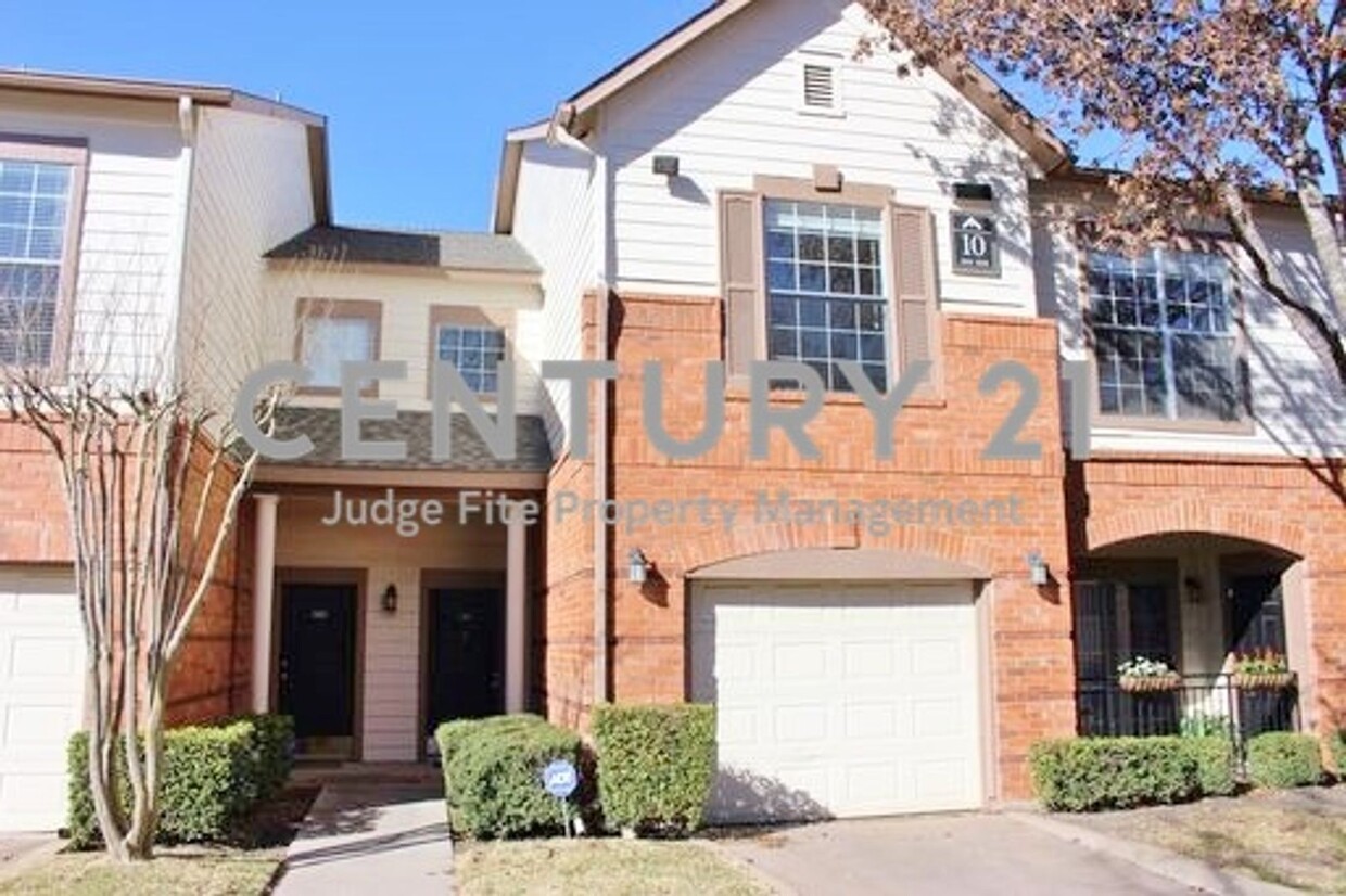 Foto principal - Wonderful 2-Story 3/2/1 Townhouse in Plano...