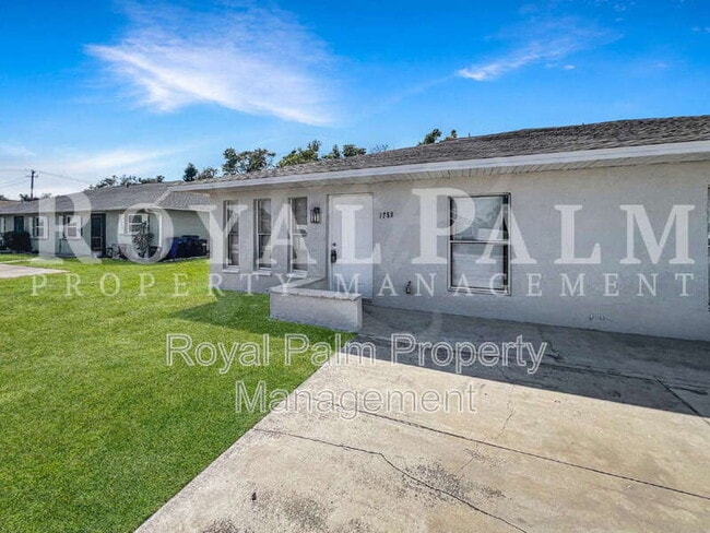 Foto del edificio - 17582 Cypress Point Rd