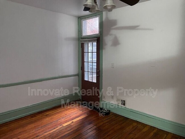 Foto del edificio - 4416 Locust Ave