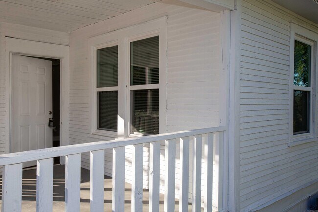 Building Photo - 3720 Maryland Ave
