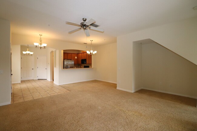 Foto del edificio - Town home 2 story, 3/2.5/1 backing up to T...