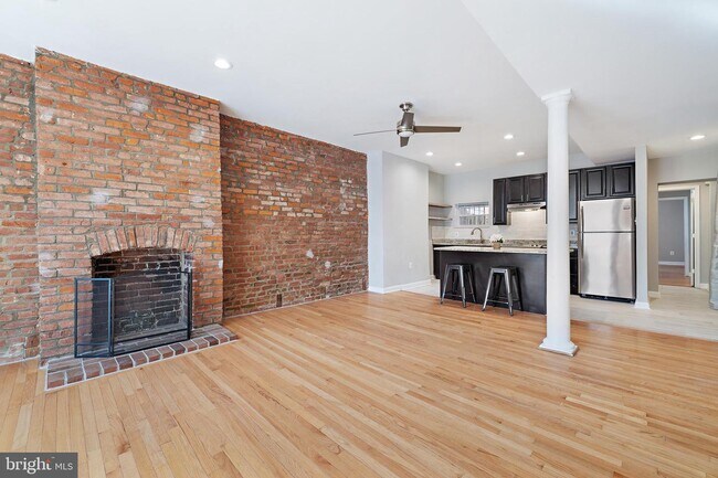 Foto del edificio - 504 L St NE