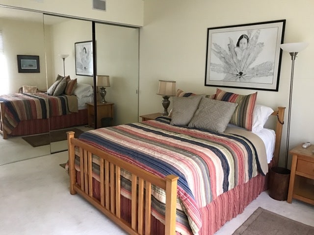 Master Bedroom - 4999 Kahala Ave