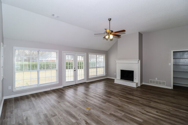 Building Photo - 3690 Tiffany Oaks Ln