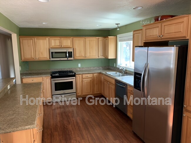 Building Photo - 407 Ben Hogan Dr