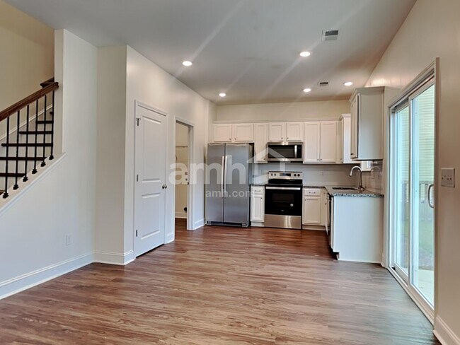 Foto del edificio - 334 Azore Way