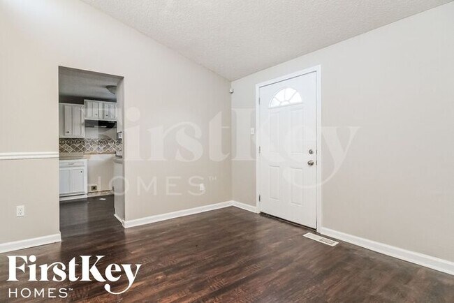 Foto del edificio - 7325 Palgrave Ln