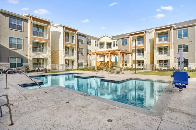 Building Photo - Parmore Anna Apartments