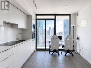 Building Photo - 11 Wellesley St W
