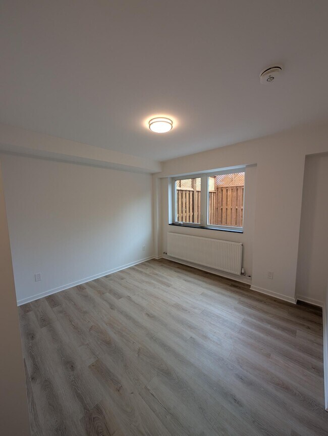 Building Photo - Beautiful and private newly built 1-bedroom unit
