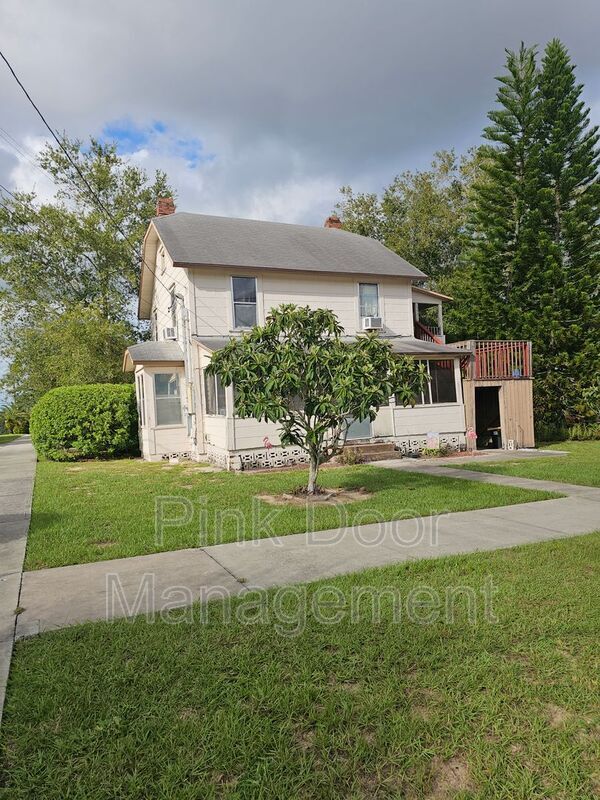 390 W Minneola Ave, Clermont, FL 34711 Condo for Rent in Clermont, FL