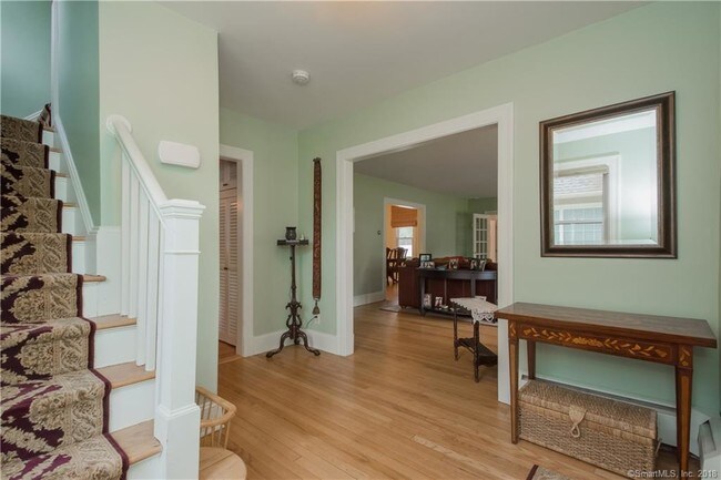 Foto del edificio - 203 Brace Rd