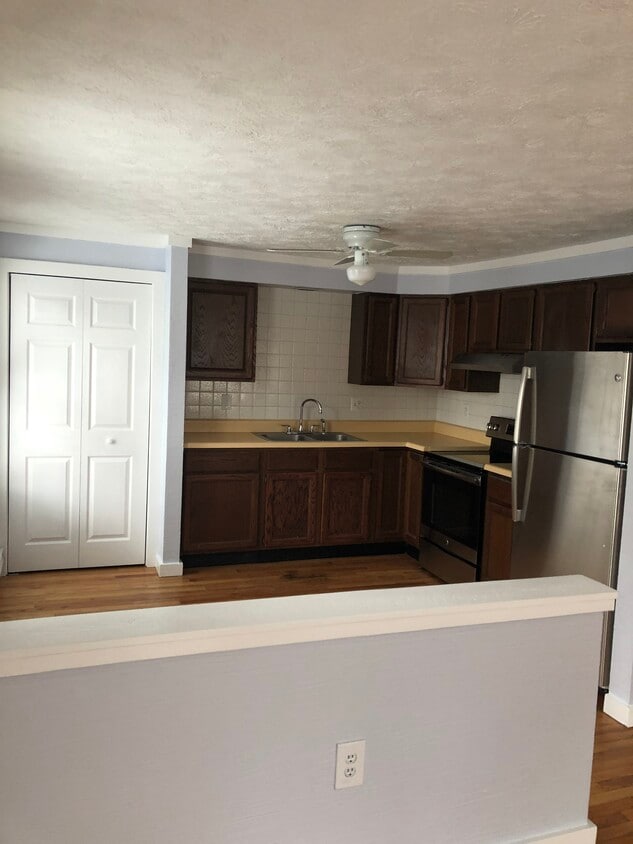Kitchen - 22 Graham St (Biddeford, ME)