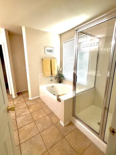 Foto del edificio - Plank Floors & Modern Comforts!" "Corner F...