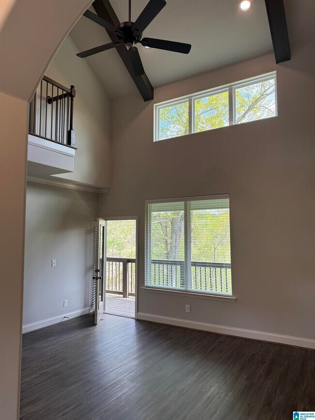 Foto del edificio - 4303 Lennox Ct