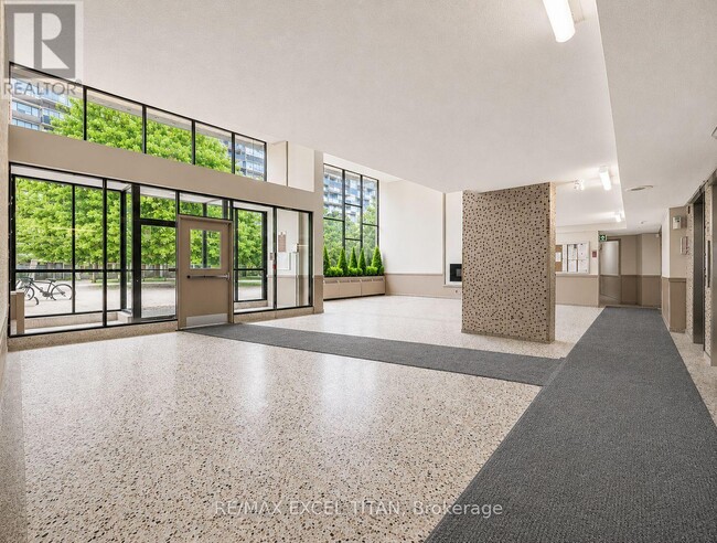 Building Photo - 1385 Midland Ave
