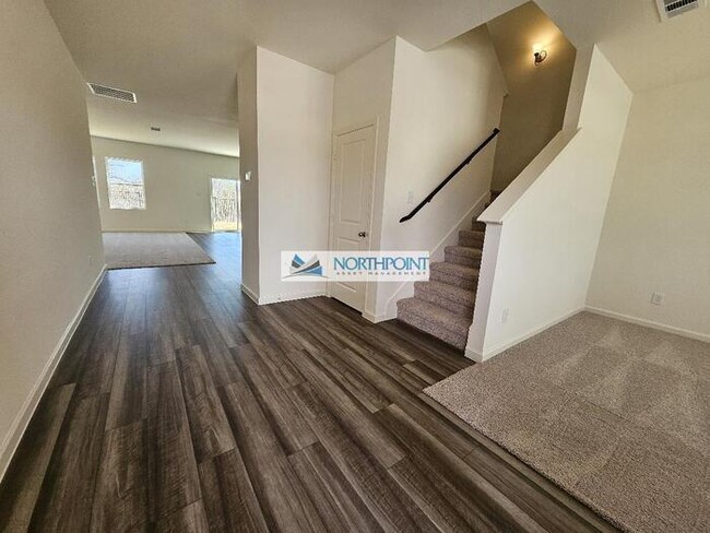 Building Photo - 8224 Muscovy Dr