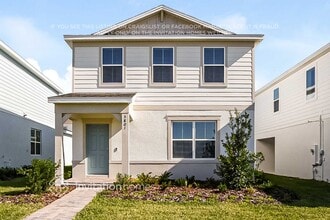 Building Photo - 5801 Sagebrush Aly