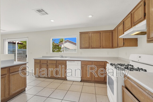 Building Photo - 2022 Peacemaker Rd