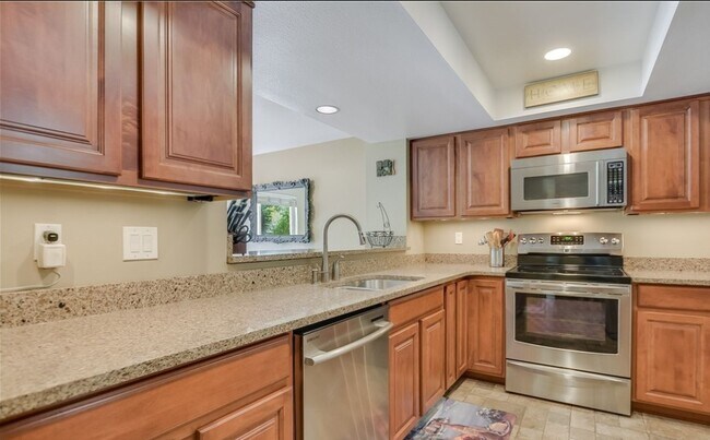 Foto del edificio - Lovely 2 bed Kirkland home