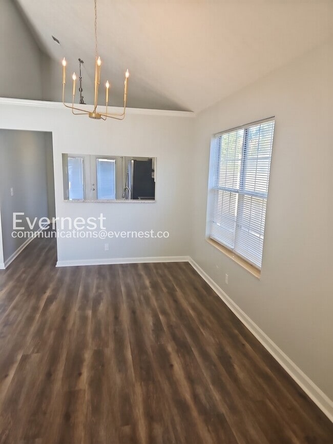 Building Photo - 1407 Apache Ln