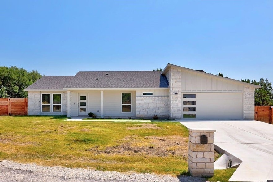 Primary Photo - 2105 Valley Forge Cove