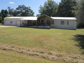 Building Photo - 1104 Pecan Ridge
