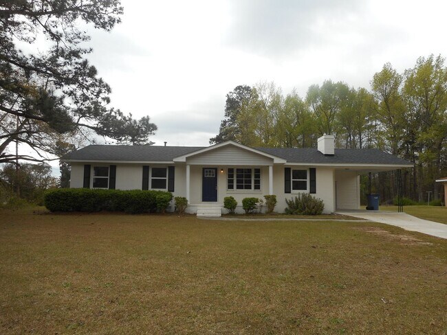 Foto del edificio - Charming 3 Bedroom, 2 Bath Home in Appling