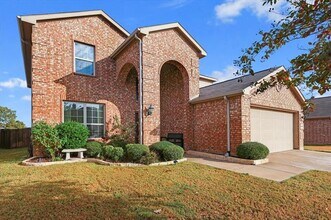 Building Photo - 8217 Black Hills Trail