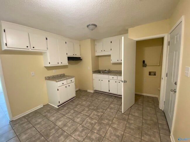 Building Photo - 4008 Penny St SW