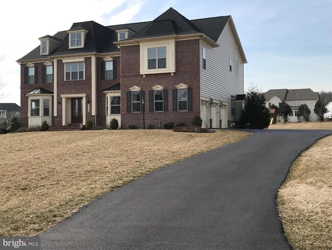 Building Photo - 5115 Honey Locust Ct