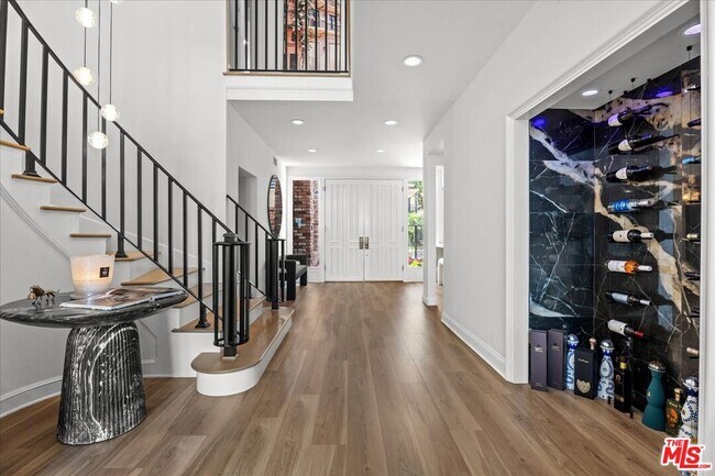 Foto del edificio - 12303 Ridge Cir