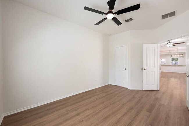 Foto del edificio - 11744 Easy St