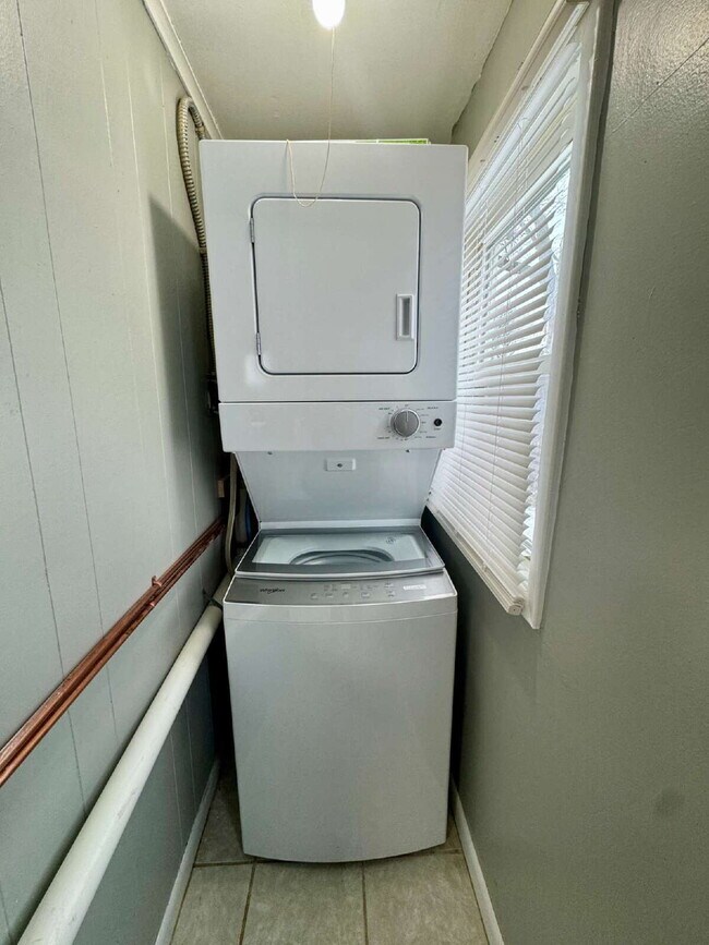 Foto del edificio - 2 bedroom, 1 bathroom single-family home in Streator