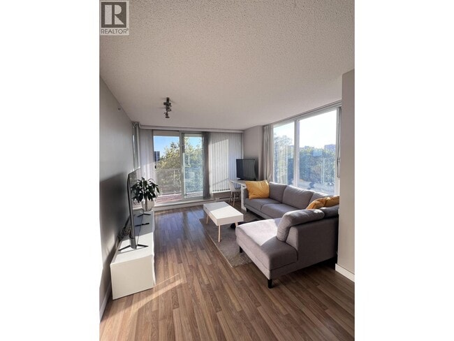 Building Photo - 5088 Kwantlen St