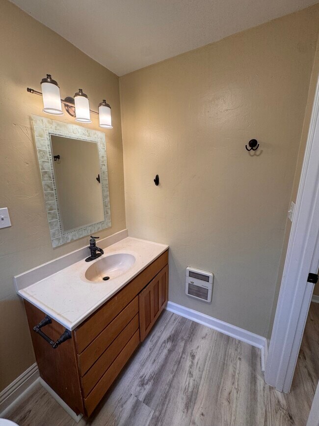 Foto del edificio - 201 H St