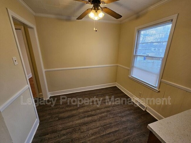 Foto del edificio - 102 Allen Ruffin Ave