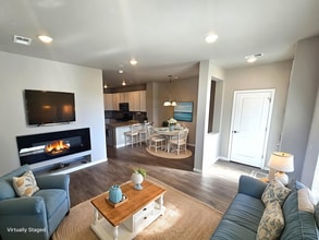 Building Photo - 14673 E Belleview Dr