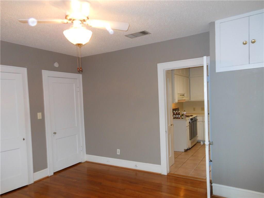 Foto del edificio - 4409 Rosedale Ave