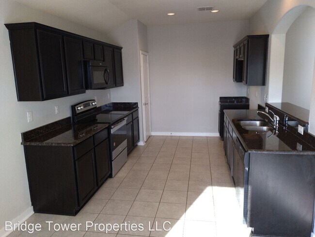 Building Photo - 4 br, 2 bath House - 9201 Curacao Drive