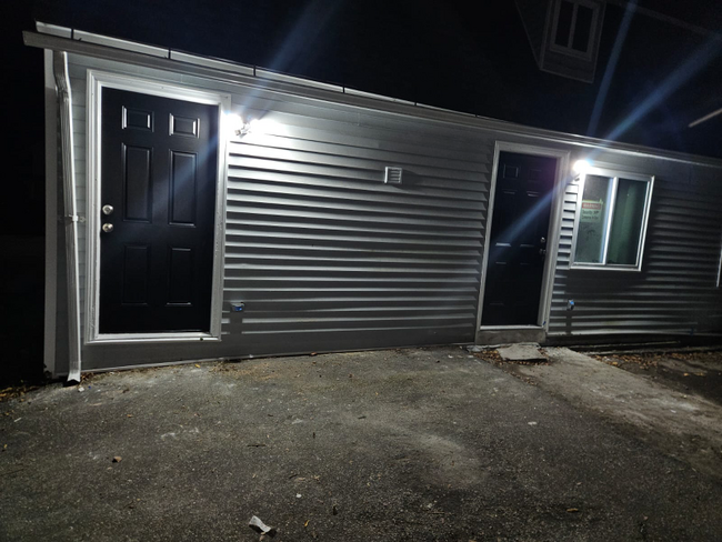 Photo - 158 Cliff St Apartment