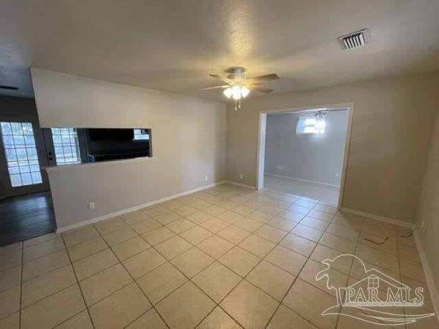 Foto del edificio - 2106 N Spring St