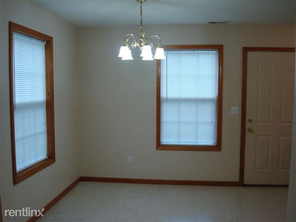 Building Photo - 630 Rhode Island St