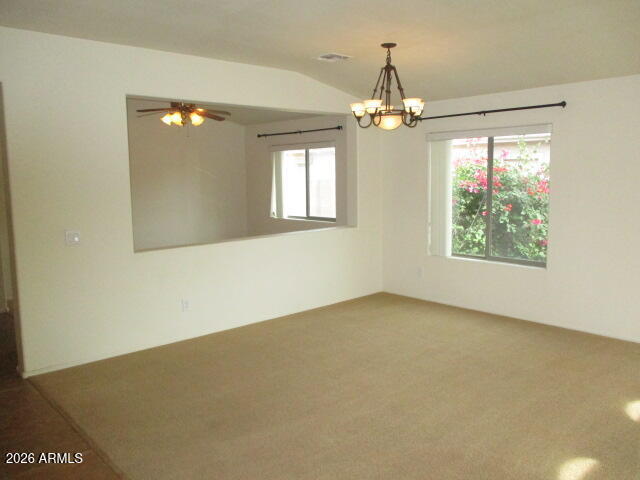 Building Photo - 694 E Saddle Way