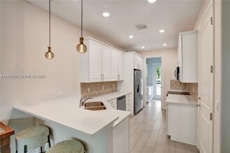 Building Photo - 5140 Eucalyptus Dr
