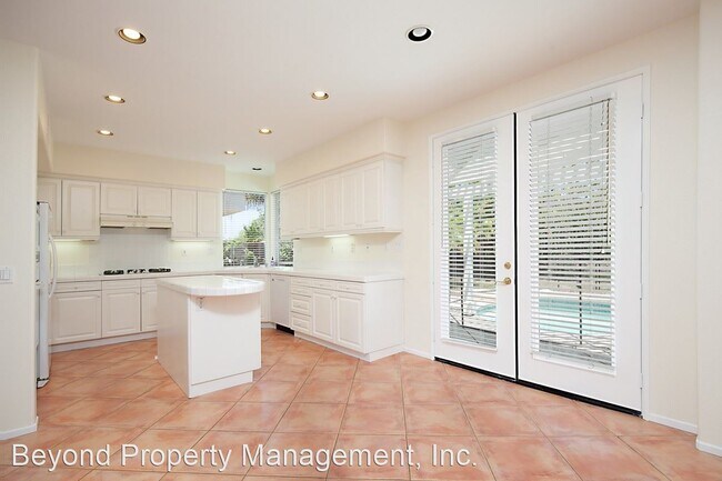 Building Photo - 6 br, 3.5 bath House - 11442 Meadow Grass Ln.