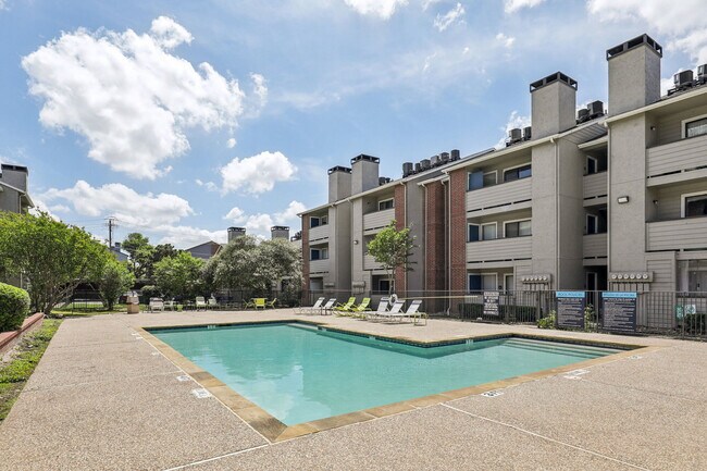 Foto del edificio - Claro Court